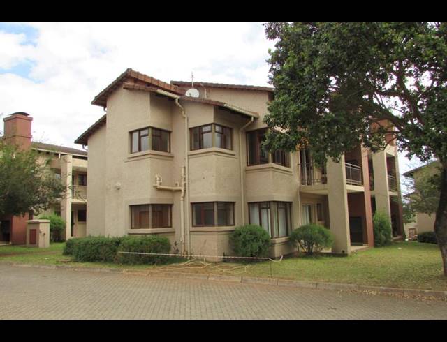2 BEDROOM APARTMENT FOR SALE IN WHITE RIVER EXT 18